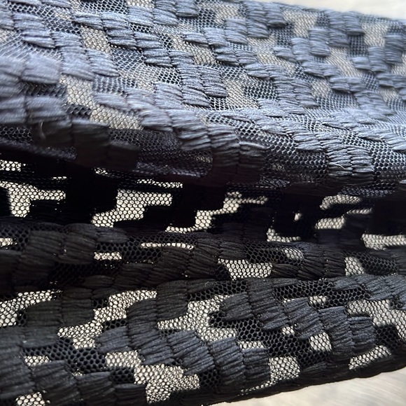 LauraByrnes 2016 fall collection top - Picture 3 of 11